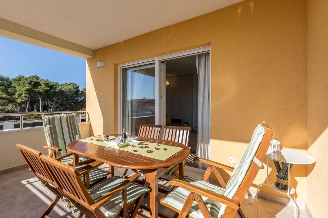 Apart Sa Terasom 250M Od Plaze,Parking,Wi Fi,Rostilj Trogir Exterior foto