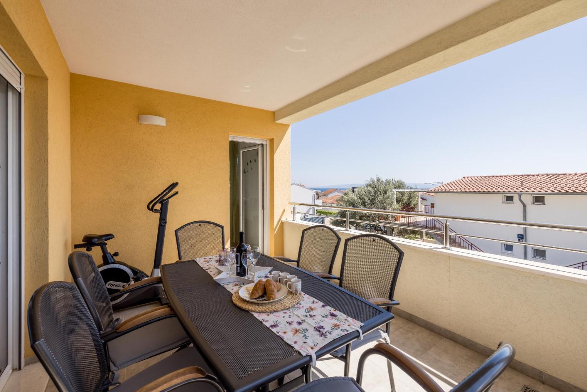 Apart Sa Terasom 250M Od Plaze,Parking,Wi Fi,Rostilj Trogir Exterior foto